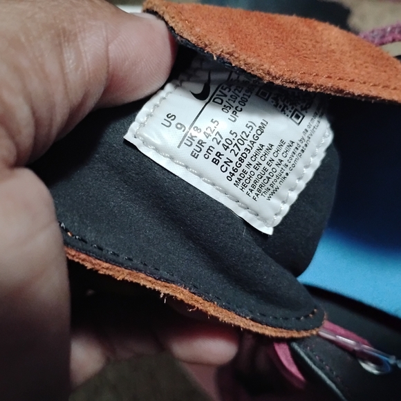 Nike Women's Pink and Black Sneakers - Picture 3 of 4